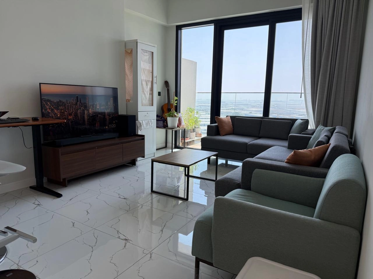 1 BEDROOM FOR RENT IN ALEXIS TOWER