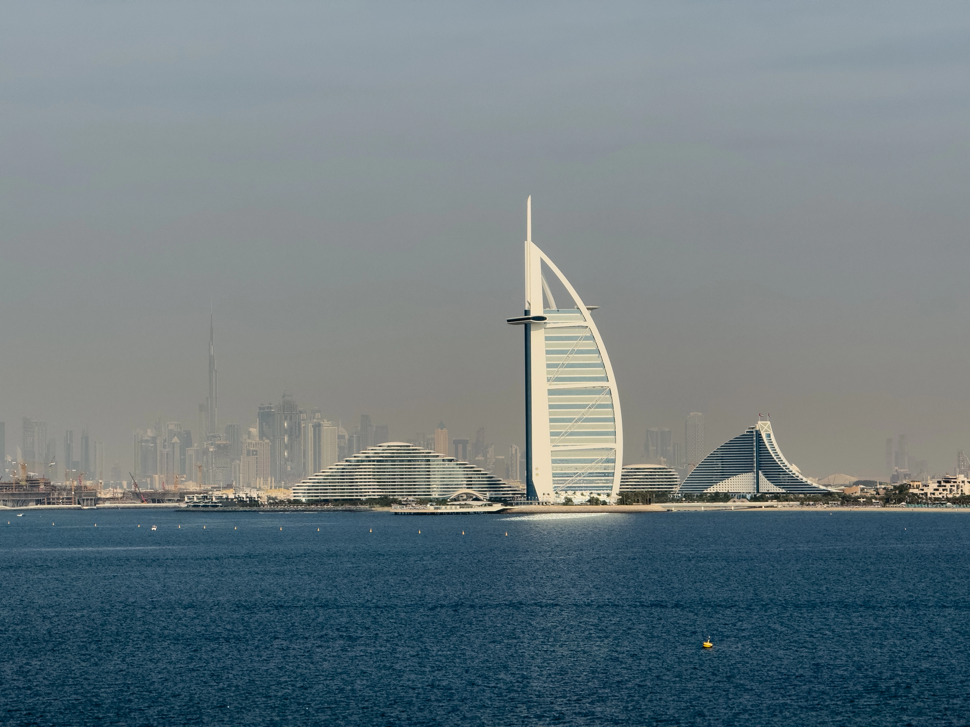 АПАРТАМЕНТЫ С 2 СПАЛЬНЯМИ В АЗИЗИ МИНА