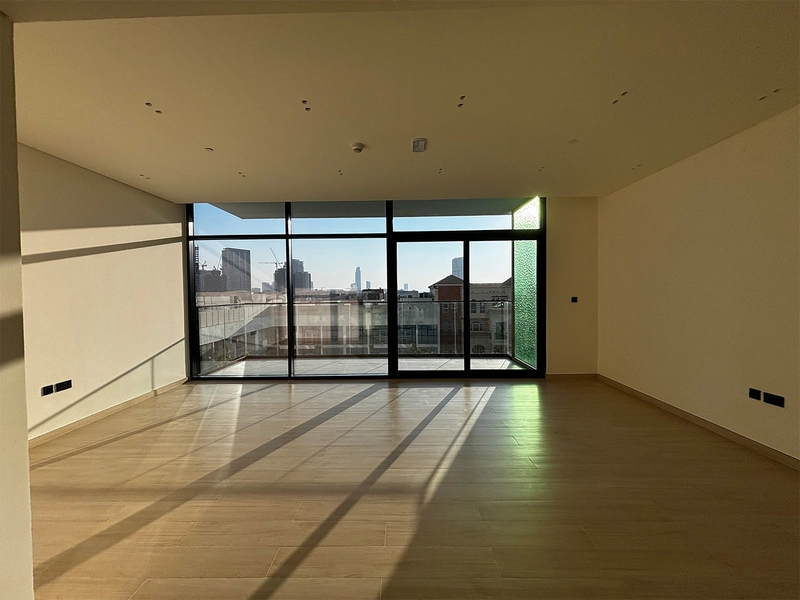 FITTED SPACE OFFICE FOR RENT IN BINGHATTI EMERALD