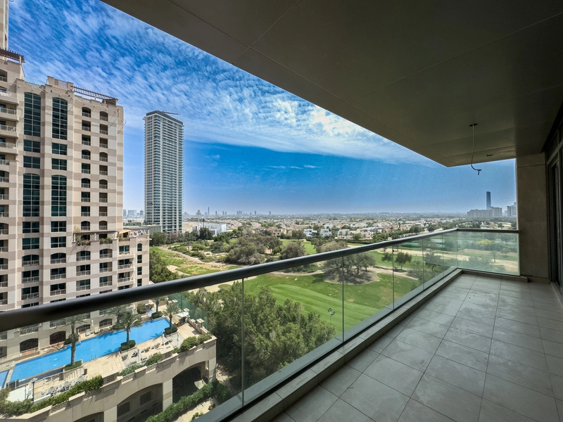 2 BEDROOMS FOR RENT IN FAIRWAYS EAST TOWER