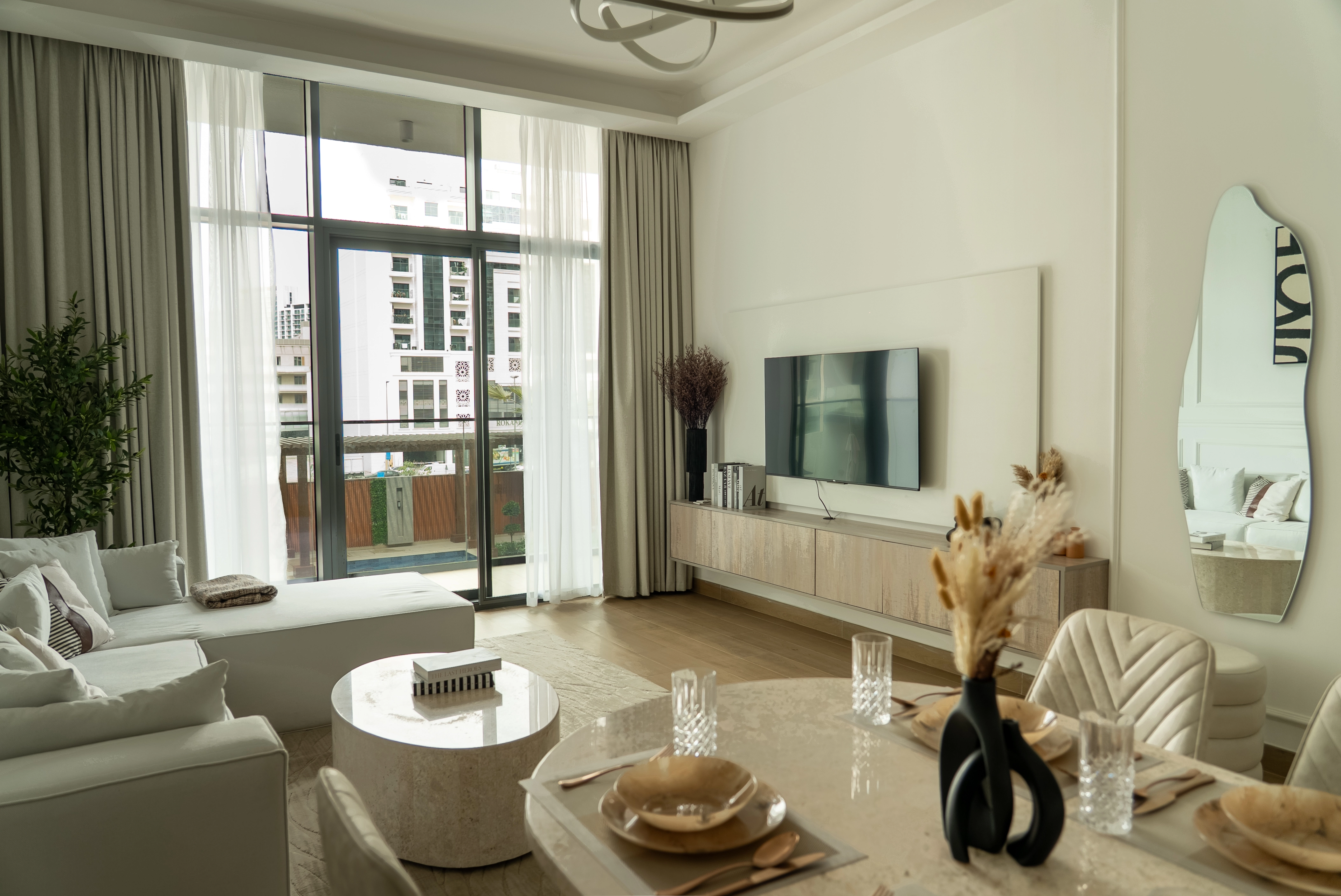 1 BEDROOM APARTMENT FOR RENT IN WESTVIEW, JVC