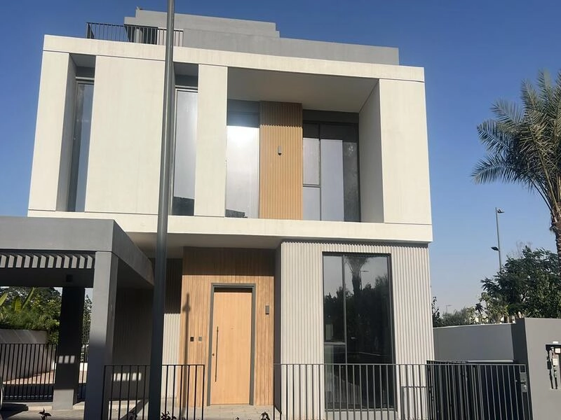 5 BEDROOM PLUS MAID VILLA IN ARABIAN RANCHES