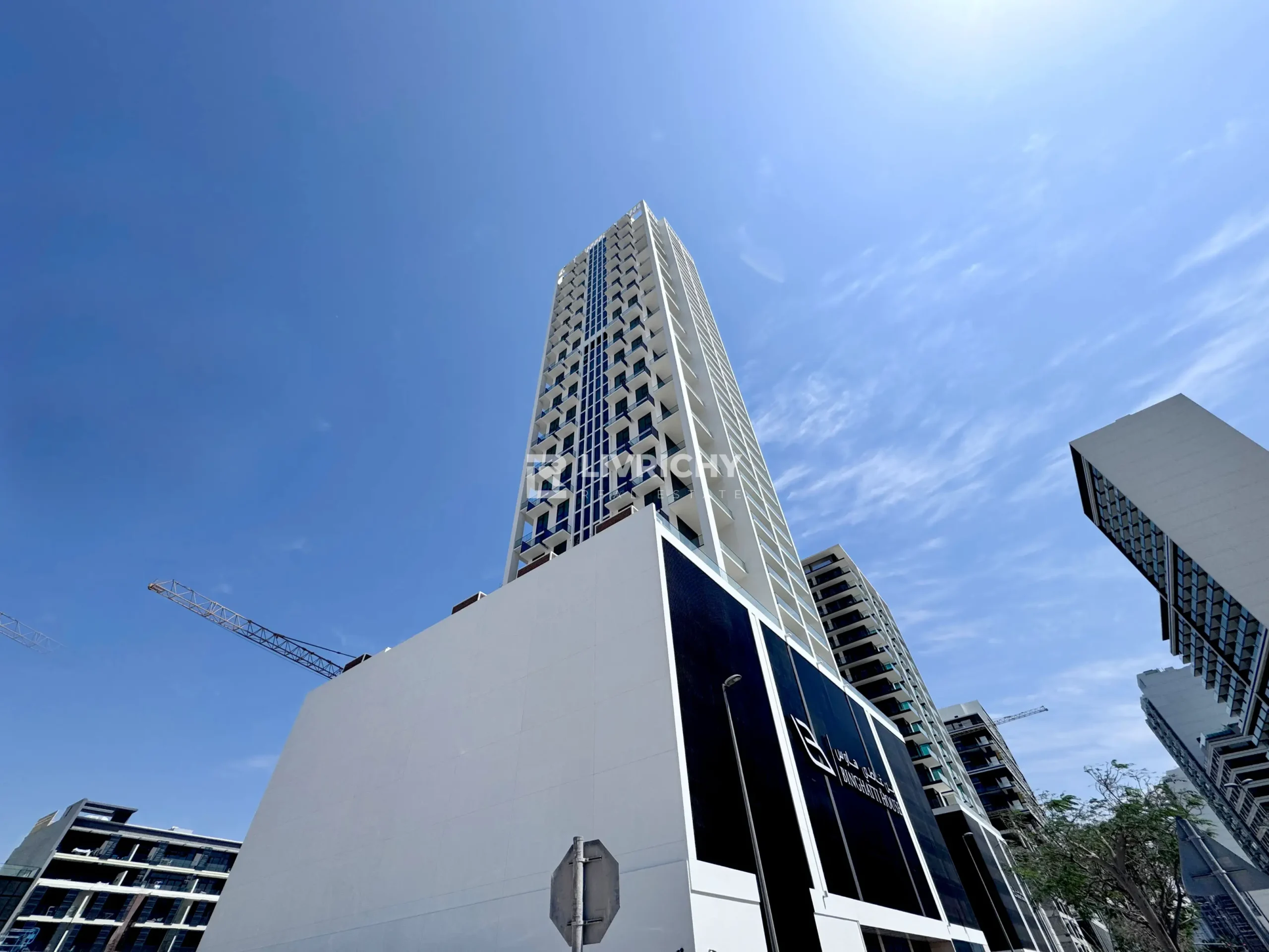 Cómo conseguir un visado dorado mediante la inversión inmobiliaria en Dubai (Guía 2025)